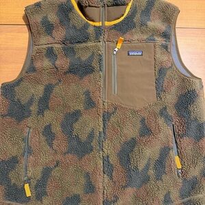 Discontinued Mens 2XL XXL Patagonia Retro-X Camouflage Fleece Vest